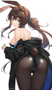 Amiya's cute bunny bubble butt